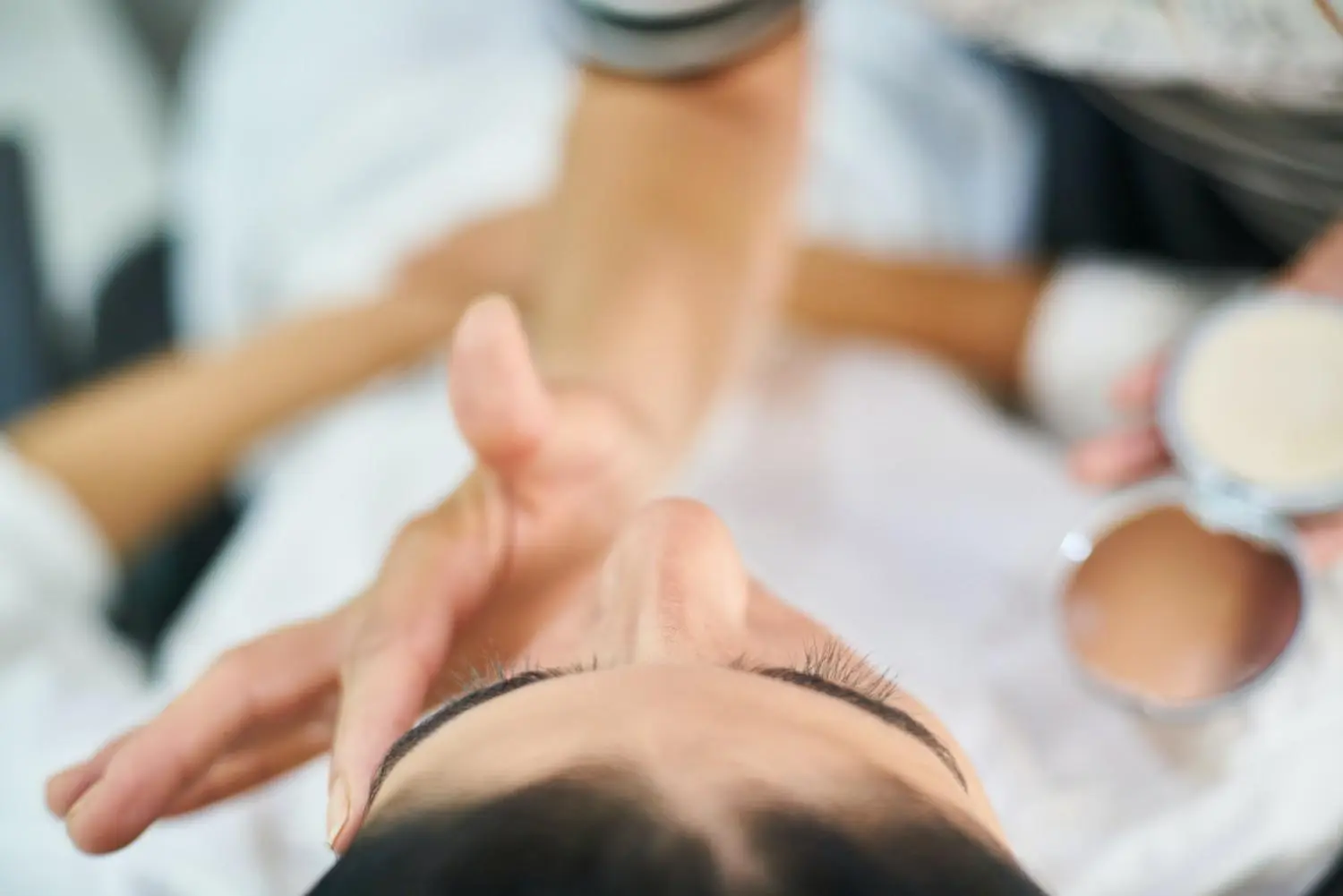 how does reiki work image